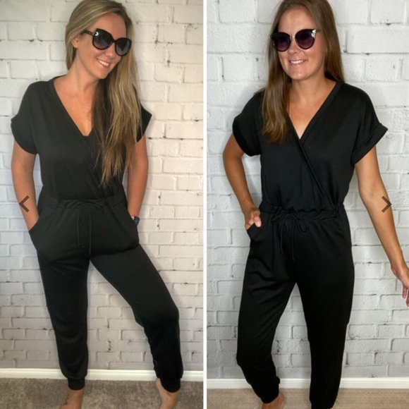 Fantastic Fawn Short Sleeve Jumpsuit NWT - Picture 2 of 2